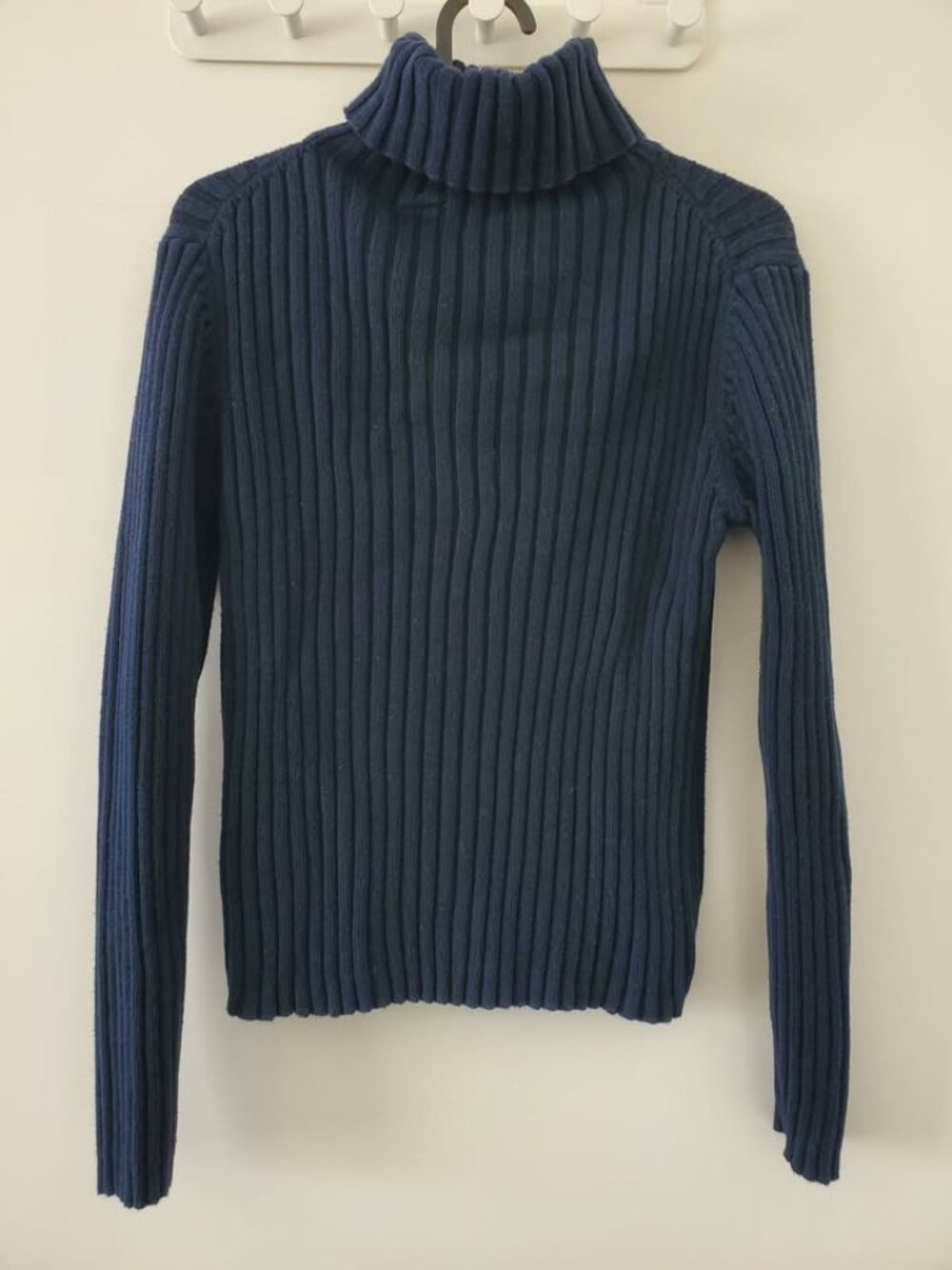 By Design Nordstrom Rack Sweater 100% cotton - Picture 2 of 3